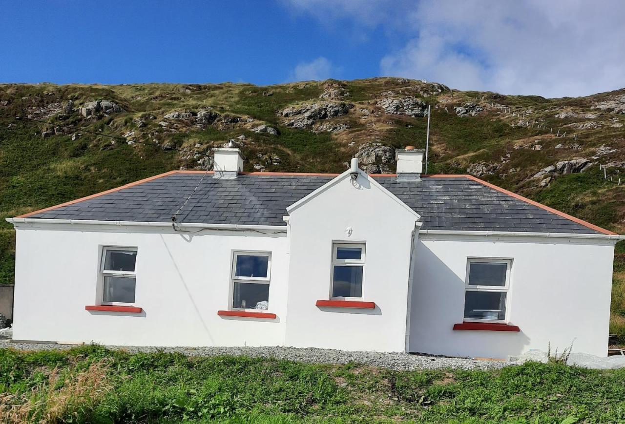 Conneelys Cottage, Connemara, Clifden, H71Y096 Экстерьер фото