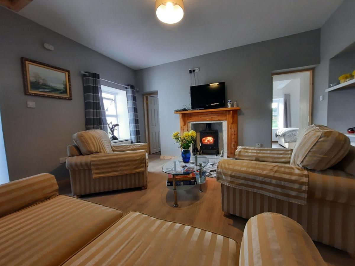 Conneelys Cottage, Connemara, Clifden, H71Y096 Экстерьер фото